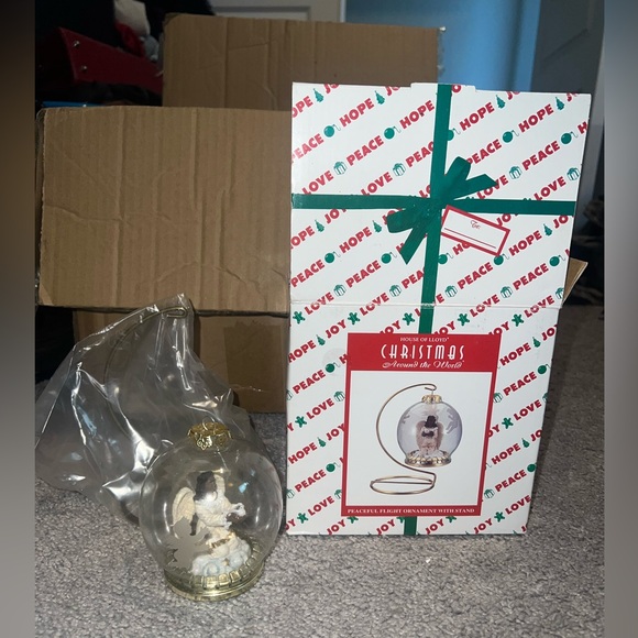 House of Lloyd Other - House of Lloyd Christmas Around the World Peaceful Flight ornament with a stand